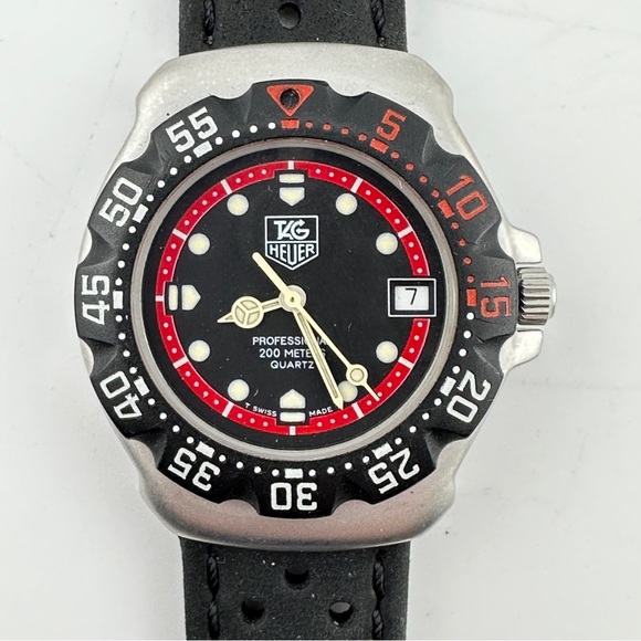 Tag Heuer Formula 1 Midsize 35mm Wrist Watch - Picture 4 of 11